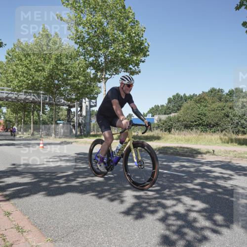 09.08.2026 - GEWOBA Citytriathlon Bremen Michael Burmester http://msf.ph/oto/9952472 09.08.2026 13:29:41 Radfahren 799, 999 meine-sportfotos.de