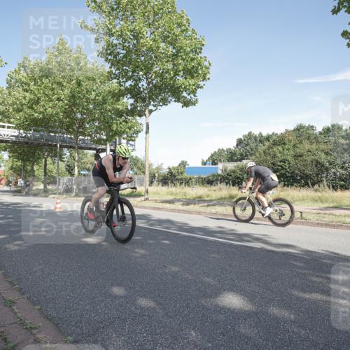 09.08.2026 - GEWOBA Citytriathlon Bremen Michael Burmester http://msf.ph/oto/9952477 09.08.2026 10:29:42 Radfahren 231, 289, 295, 298, 300, 312, 328, 363, 364, 379, 403, 406, 479 meine-sportfotos.de