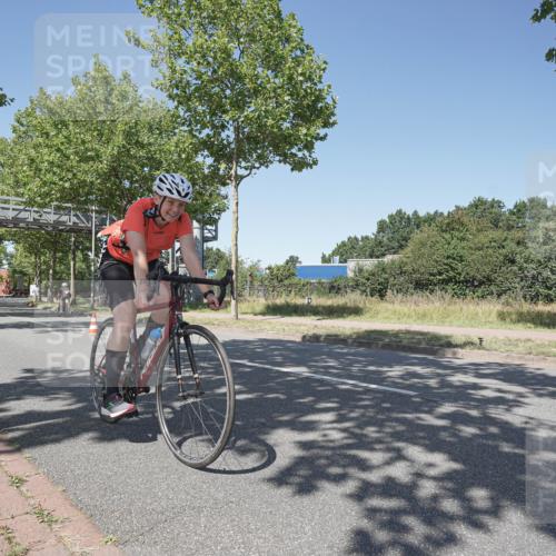 09.08.2026 - GEWOBA Citytriathlon Bremen Michael Burmester http://msf.ph/oto/9952484 09.08.2026 13:30:31 Radfahren 905, 963 meine-sportfotos.de