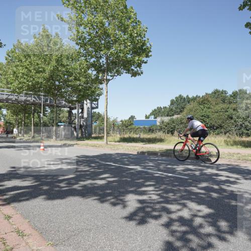 09.08.2026 - GEWOBA Citytriathlon Bremen Michael Burmester http://msf.ph/oto/9952504 09.08.2026 13:31:39 Radfahren 1012 meine-sportfotos.de