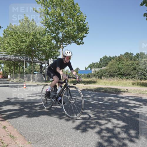 09.08.2026 - GEWOBA Citytriathlon Bremen Michael Burmester http://msf.ph/oto/9952532 09.08.2026 13:32:49 Radfahren 822, 939, 990, 1006 meine-sportfotos.de