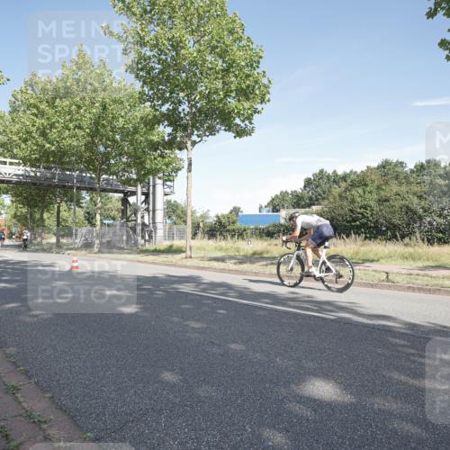 09.08.2026 - GEWOBA Citytriathlon Bremen Michael Burmester http://msf.ph/oto/9952593 09.08.2026 10:31:38 Radfahren 125, 288, 365, 397, 405, 430, 443, 458, 472 meine-sportfotos.de
