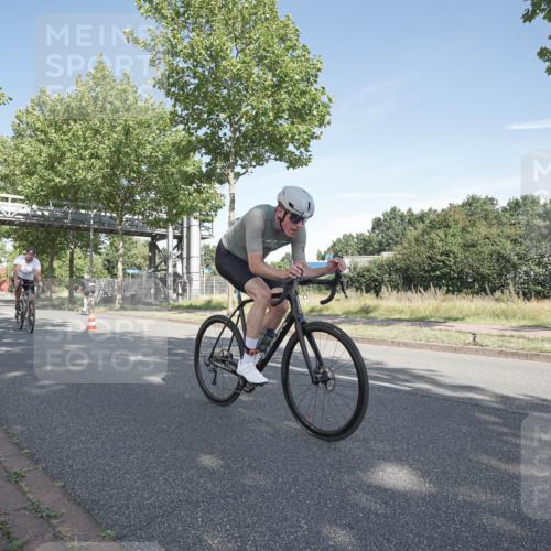 09.08.2026 - GEWOBA Citytriathlon Bremen Michael Burmester http://msf.ph/oto/9952603 09.08.2026 10:31:47 Radfahren 25, 125, 288, 337, 344, 397, 405, 430, 443, 458, 489 meine-sportfotos.de