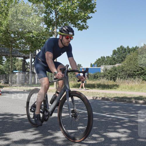 09.08.2026 - GEWOBA Citytriathlon Bremen Michael Burmester http://msf.ph/oto/9952628 09.08.2026 14:07:49 Radfahren 112, 120, 160 meine-sportfotos.de