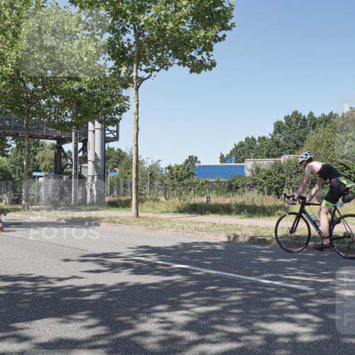 09.08.2026 - GEWOBA Citytriathlon Bremen Michael Burmester http://msf.ph/oto/9952630 09.08.2026 14:08:02 Radfahren 160, 184 meine-sportfotos.de