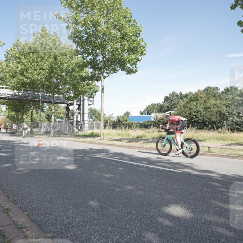 09.08.2026 - GEWOBA Citytriathlon Bremen Michael Burmester http://msf.ph/oto/9952635 09.08.2026 10:32:06 Radfahren 481, 482, 500 meine-sportfotos.de