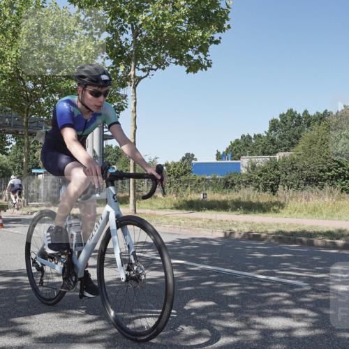 09.08.2026 - GEWOBA Citytriathlon Bremen Michael Burmester http://msf.ph/oto/9952640 09.08.2026 14:08:22 Radfahren 1, 51 meine-sportfotos.de