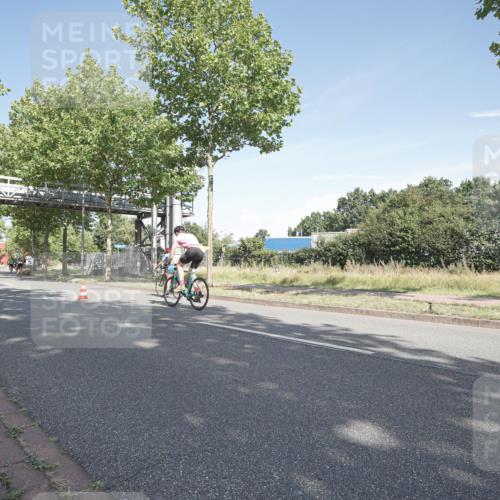 09.08.2026 - GEWOBA Citytriathlon Bremen Michael Burmester http://msf.ph/oto/9952657 09.08.2026 10:32:17 Radfahren 239, 249, 445, 456, 500 meine-sportfotos.de