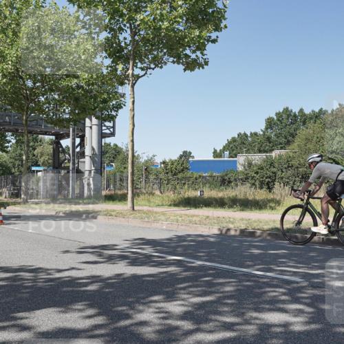 09.08.2026 - GEWOBA Citytriathlon Bremen Michael Burmester http://msf.ph/oto/9952664 09.08.2026 14:08:45 Radfahren 59 meine-sportfotos.de