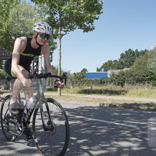 09.08.2026 - GEWOBA Citytriathlon Bremen Michael Burmester http://msf.ph/oto/9952668 09.08.2026 14:08:50 Radfahren 59, 156 meine-sportfotos.de