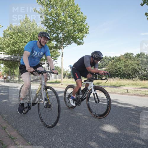 09.08.2026 - GEWOBA Citytriathlon Bremen Michael Burmester http://msf.ph/oto/9952677 09.08.2026 10:32:31 Radfahren 39, 131, 249, 324, 385, 445 meine-sportfotos.de
