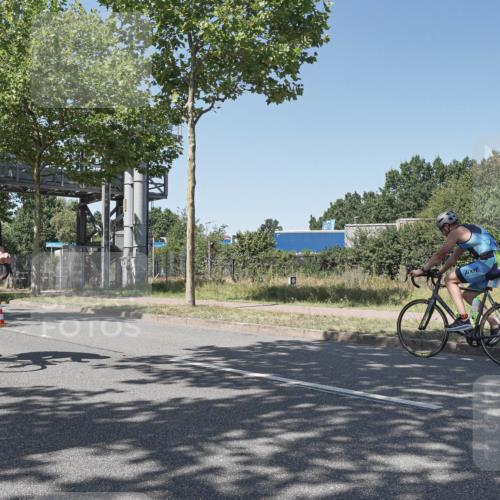 09.08.2026 - GEWOBA Citytriathlon Bremen Michael Burmester http://msf.ph/oto/9952688 09.08.2026 14:09:20 Radfahren 15, 78, 140, 141, 168, 170, 181, 185, 187, 189 meine-sportfotos.de