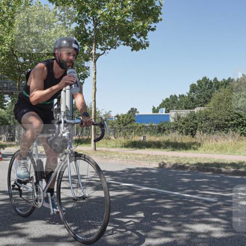 09.08.2026 - GEWOBA Citytriathlon Bremen Michael Burmester http://msf.ph/oto/9952696 09.08.2026 14:09:25 Radfahren 15, 29, 77, 78, 140, 141, 168, 170, 178, 181, 185, 187, 189 meine-sportfotos.de
