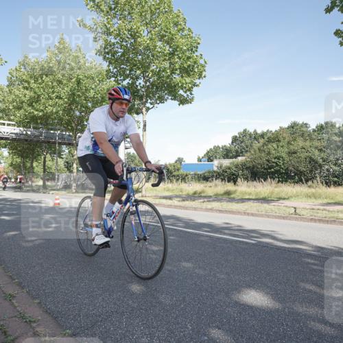 09.08.2026 - GEWOBA Citytriathlon Bremen Michael Burmester http://msf.ph/oto/9952697 09.08.2026 10:32:46 Radfahren 7, 303, 305, 324, 330, 370, 374, 385, 452, 508, 515 meine-sportfotos.de