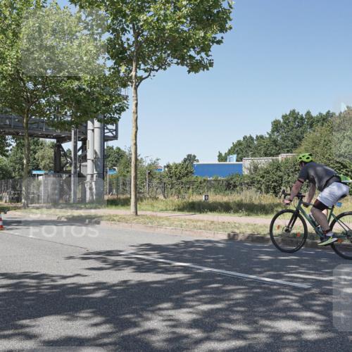 09.08.2026 - GEWOBA Citytriathlon Bremen Michael Burmester http://msf.ph/oto/9952704 09.08.2026 14:09:32 Radfahren 15, 29, 77, 78, 141, 164, 168, 178, 185, 187, 189 meine-sportfotos.de