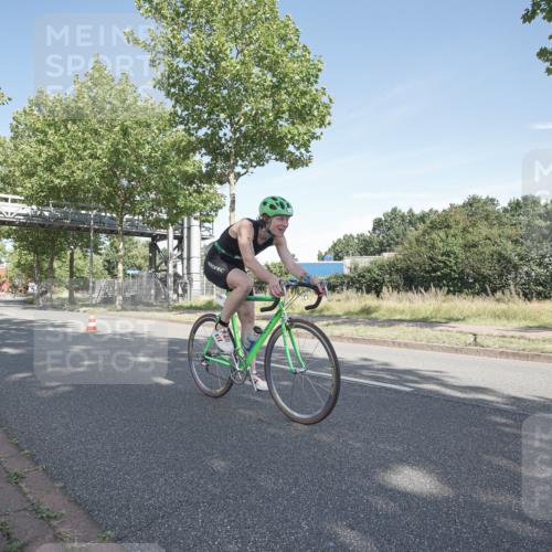09.08.2026 - GEWOBA Citytriathlon Bremen Michael Burmester http://msf.ph/oto/9952711 09.08.2026 10:32:55 Radfahren 7, 173, 303, 305, 330, 353, 370, 419, 452, 457, 486, 493, 503, 508, 526 meine-sportfotos.de