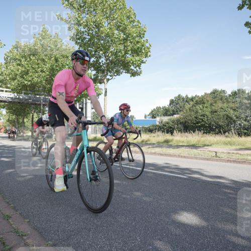 09.08.2026 - GEWOBA Citytriathlon Bremen Michael Burmester http://msf.ph/oto/9952722 09.08.2026 10:33:02 Radfahren 1, 83, 103, 173, 305, 353, 370, 413, 419, 453, 457, 486, 493, 503, 508, 526 meine-sportfotos.de