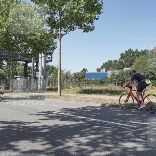 09.08.2026 - GEWOBA Citytriathlon Bremen Michael Burmester http://msf.ph/oto/9952727 09.08.2026 14:10:10 Radfahren 16, 35, 97, 119, 154, 177 meine-sportfotos.de