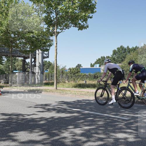 09.08.2026 - GEWOBA Citytriathlon Bremen Michael Burmester http://msf.ph/oto/9952735 09.08.2026 14:10:20 Radfahren 35, 81, 100, 161, 177 meine-sportfotos.de