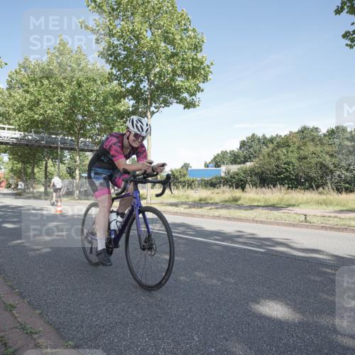 09.08.2026 - GEWOBA Citytriathlon Bremen Michael Burmester http://msf.ph/oto/9952786 09.08.2026 10:33:58 Radfahren 215, 292, 306, 448, 455, 474, 490, 492, 522, 531 meine-sportfotos.de