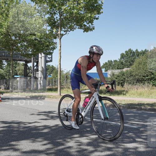 09.08.2026 - GEWOBA Citytriathlon Bremen Michael Burmester http://msf.ph/oto/9952795 09.08.2026 14:10:56 Radfahren 50, 67, 72, 137, 331 meine-sportfotos.de