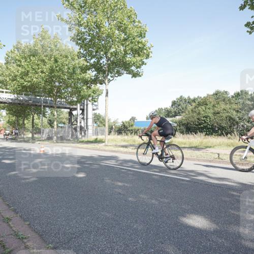 09.08.2026 - GEWOBA Citytriathlon Bremen Michael Burmester http://msf.ph/oto/9952798 09.08.2026 10:34:02 Radfahren 292, 306, 448, 474, 490, 522, 531 meine-sportfotos.de
