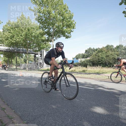 09.08.2026 - GEWOBA Citytriathlon Bremen Michael Burmester http://msf.ph/oto/9952835 09.08.2026 10:34:30 Radfahren 47, 386 meine-sportfotos.de