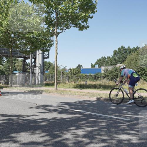 09.08.2026 - GEWOBA Citytriathlon Bremen Michael Burmester http://msf.ph/oto/9952840 09.08.2026 14:11:31 Radfahren 13, 26, 76, 84, 85, 92, 111, 114, 117, 118, 124, 125, 128, 129, 143, 155 meine-sportfotos.de