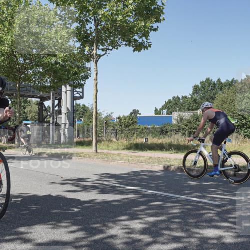 09.08.2026 - GEWOBA Citytriathlon Bremen Michael Burmester http://msf.ph/oto/9952848 09.08.2026 14:11:36 Radfahren 76, 92, 111, 114, 118, 124, 125, 128, 155 meine-sportfotos.de