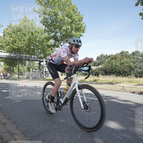 09.08.2026 - GEWOBA Citytriathlon Bremen Michael Burmester http://msf.ph/oto/9952849 09.08.2026 10:34:38 Radfahren 47, 99, 193, 367, 386, 521 meine-sportfotos.de