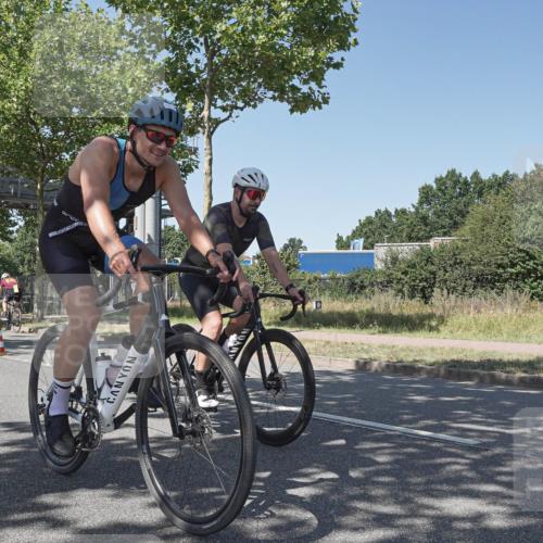 09.08.2026 - GEWOBA Citytriathlon Bremen Michael Burmester http://msf.ph/oto/9952852 09.08.2026 14:11:38 Radfahren 92, 111, 114, 118, 124, 125, 128, 155 meine-sportfotos.de