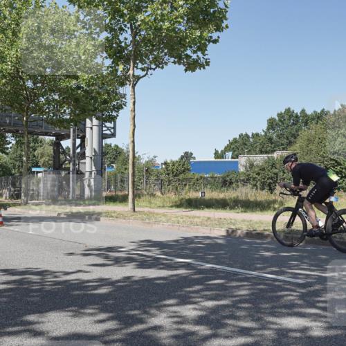 09.08.2026 - GEWOBA Citytriathlon Bremen Michael Burmester http://msf.ph/oto/9952854 09.08.2026 14:11:41 Radfahren 111, 114, 118, 124, 125, 128 meine-sportfotos.de