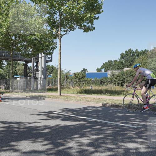 09.08.2026 - GEWOBA Citytriathlon Bremen Michael Burmester http://msf.ph/oto/9952856 09.08.2026 14:11:48 Radfahren 111, 114, 118, 124, 125, 151 meine-sportfotos.de