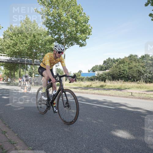 09.08.2026 - GEWOBA Citytriathlon Bremen Michael Burmester http://msf.ph/oto/9952873 09.08.2026 10:34:55 Radfahren 95, 137, 193, 207, 209, 399, 439, 461, 501, 513, 514, 521 meine-sportfotos.de