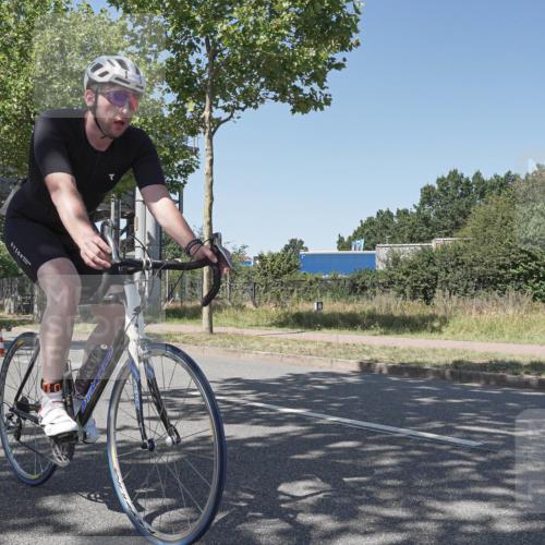 09.08.2026 - GEWOBA Citytriathlon Bremen Michael Burmester http://msf.ph/oto/9952885 09.08.2026 14:12:20 Radfahren 5, 27, 60, 91, 99, 105, 135, 169, 270 meine-sportfotos.de