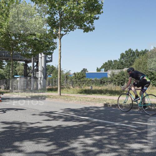09.08.2026 - GEWOBA Citytriathlon Bremen Michael Burmester http://msf.ph/oto/9952905 09.08.2026 14:12:43 Radfahren 22, 134, 148, 159, 294 meine-sportfotos.de
