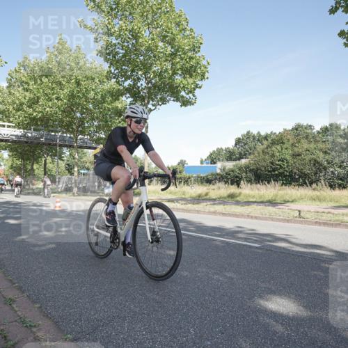09.08.2026 - GEWOBA Citytriathlon Bremen Michael Burmester http://msf.ph/oto/9952920 09.08.2026 10:35:17 Radfahren 3, 27, 129, 143, 169, 195, 243, 326, 436, 440, 446, 467, 473, 476, 487, 527 meine-sportfotos.de