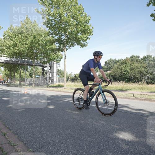 09.08.2026 - GEWOBA Citytriathlon Bremen Michael Burmester http://msf.ph/oto/9952928 09.08.2026 10:35:20 Radfahren 3, 27, 129, 143, 169, 175, 195, 243, 326, 436, 440, 446, 467, 473, 476, 487, 527 meine-sportfotos.de