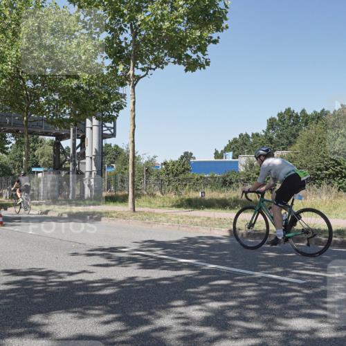 09.08.2026 - GEWOBA Citytriathlon Bremen Michael Burmester http://msf.ph/oto/9952933 09.08.2026 14:12:55 Radfahren 2, 21, 24, 38, 83, 134, 148, 159, 294 meine-sportfotos.de