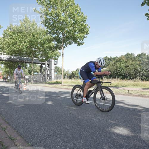 09.08.2026 - GEWOBA Citytriathlon Bremen Michael Burmester http://msf.ph/oto/9952946 09.08.2026 10:35:31 Radfahren 3, 15, 27, 43, 57, 87, 141, 175, 189, 243, 361, 440, 504 meine-sportfotos.de