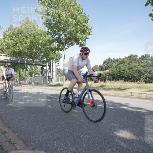 09.08.2026 - GEWOBA Citytriathlon Bremen Michael Burmester http://msf.ph/oto/9952948 09.08.2026 10:35:31 Radfahren 3, 15, 27, 43, 57, 87, 141, 175, 189, 243, 361, 440, 504 meine-sportfotos.de