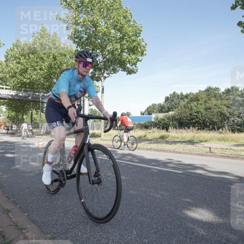 09.08.2026 - GEWOBA Citytriathlon Bremen Michael Burmester http://msf.ph/oto/9952986 09.08.2026 10:35:52 Radfahren 17, 29, 37, 89, 107, 109, 119, 123, 151, 153, 167, 181, 187, 201, 217, 241, 423, 444, 462, 466, 471, 494, 509 meine-sportfotos.de