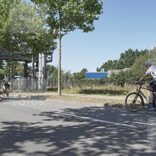 09.08.2026 - GEWOBA Citytriathlon Bremen Michael Burmester http://msf.ph/oto/9952987 09.08.2026 14:13:37 Radfahren 12, 17, 52, 74, 86, 95, 98, 115, 152, 158, 179, 180, 200, 254, 346, 353 meine-sportfotos.de