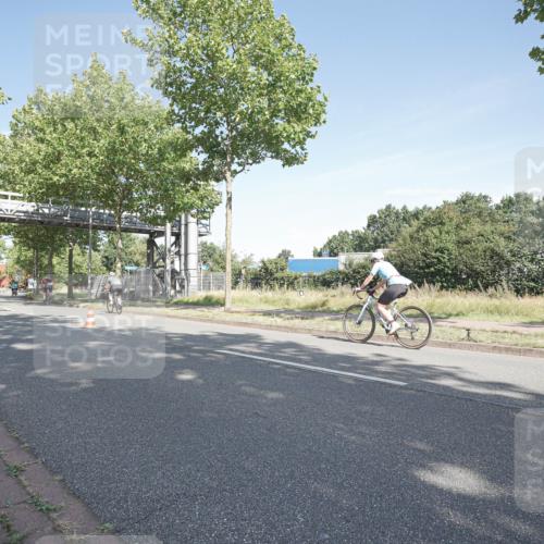 09.08.2026 - GEWOBA Citytriathlon Bremen Michael Burmester http://msf.ph/oto/9953028 09.08.2026 10:36:15 Radfahren 23, 390, 460, 480, 530 meine-sportfotos.de