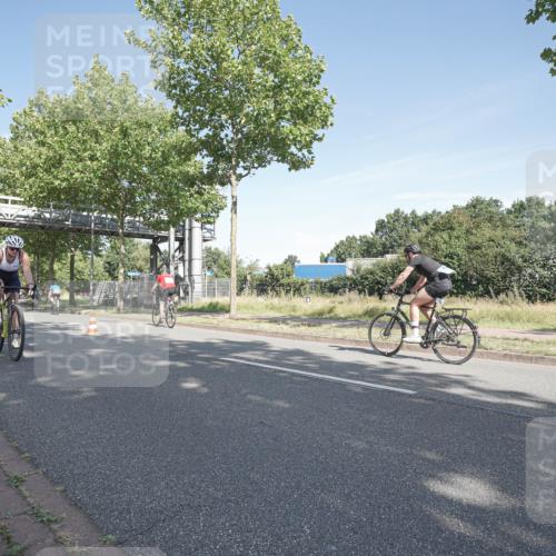 09.08.2026 - GEWOBA Citytriathlon Bremen Michael Burmester http://msf.ph/oto/9953034 09.08.2026 10:36:18 Radfahren 21, 23, 139, 179, 233, 390, 460, 480, 530 meine-sportfotos.de