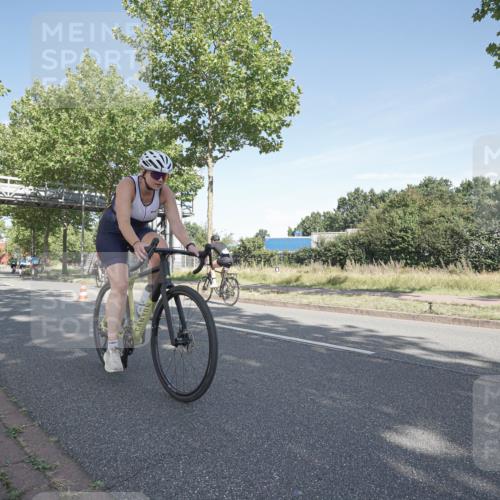 09.08.2026 - GEWOBA Citytriathlon Bremen Michael Burmester http://msf.ph/oto/9953036 09.08.2026 10:36:18 Radfahren 21, 23, 139, 179, 233, 390, 460, 480, 530 meine-sportfotos.de