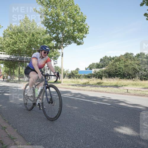09.08.2026 - GEWOBA Citytriathlon Bremen Michael Burmester http://msf.ph/oto/9953072 09.08.2026 10:36:43 Radfahren 19, 41, 67, 93, 157, 163, 191, 223, 225, 235, 281, 349, 426, 491 meine-sportfotos.de