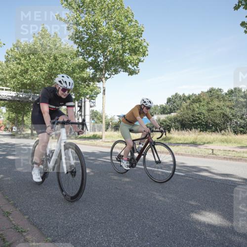 09.08.2026 - GEWOBA Citytriathlon Bremen Michael Burmester http://msf.ph/oto/9953078 09.08.2026 10:36:47 Radfahren 19, 33, 41, 67, 93, 111, 157, 191, 225, 235, 247, 281, 349, 426, 491 meine-sportfotos.de