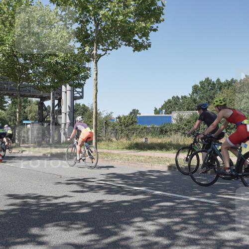 09.08.2026 - GEWOBA Citytriathlon Bremen Michael Burmester http://msf.ph/oto/9953119 09.08.2026 14:15:38 Radfahren 7, 10, 122, 218, 257, 260, 263, 285, 302, 349, 354, 433 meine-sportfotos.de