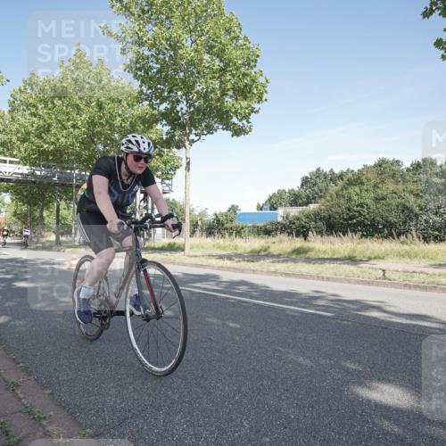 09.08.2026 - GEWOBA Citytriathlon Bremen Michael Burmester http://msf.ph/oto/9953122 09.08.2026 10:37:28 Radfahren 53, 61, 185, 287, 434, 459 meine-sportfotos.de